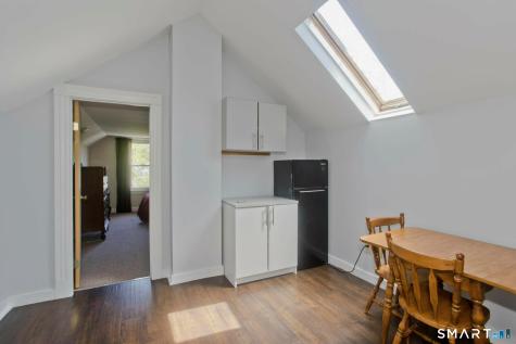 81 Lincoln Street Enfield CT 06082