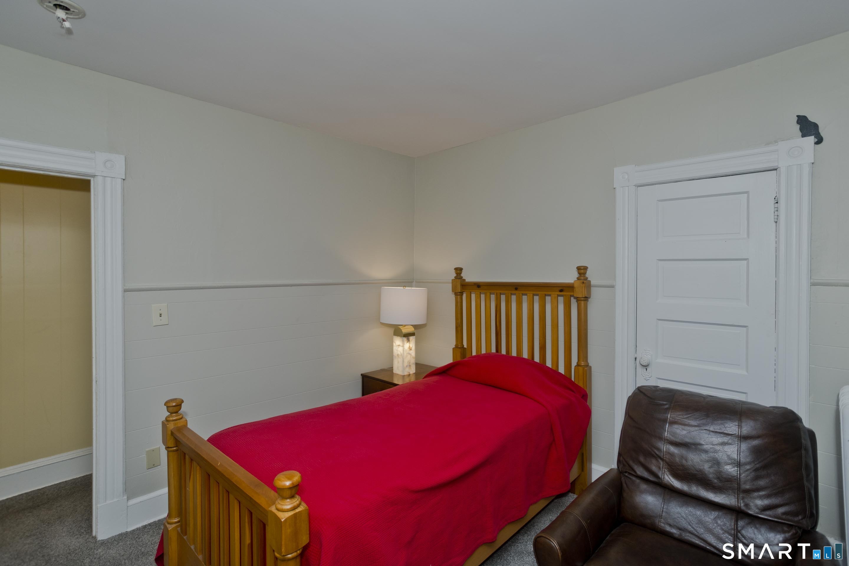 81 Lincoln Street Enfield CT 06082