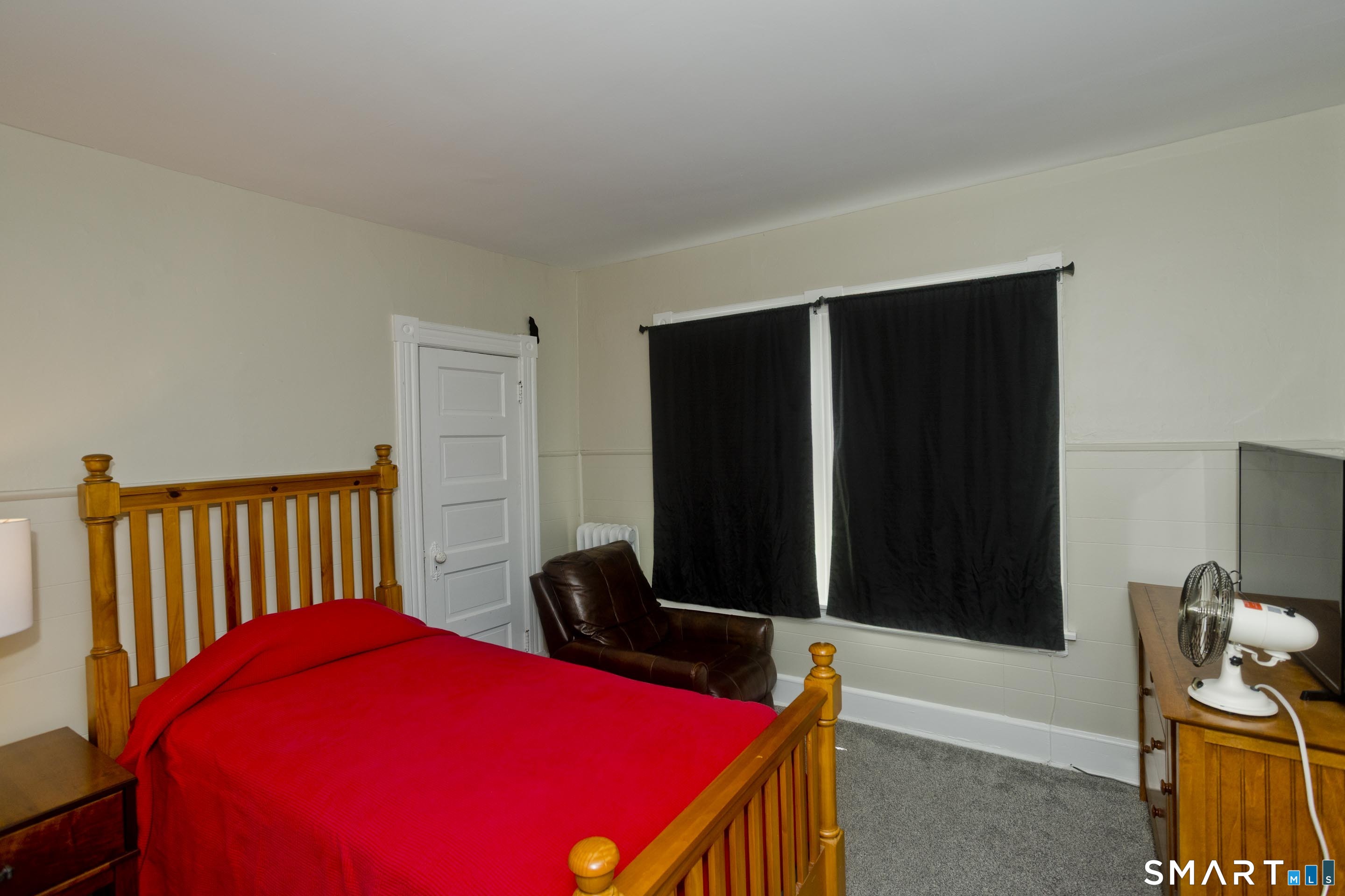 81 Lincoln Street Enfield CT 06082