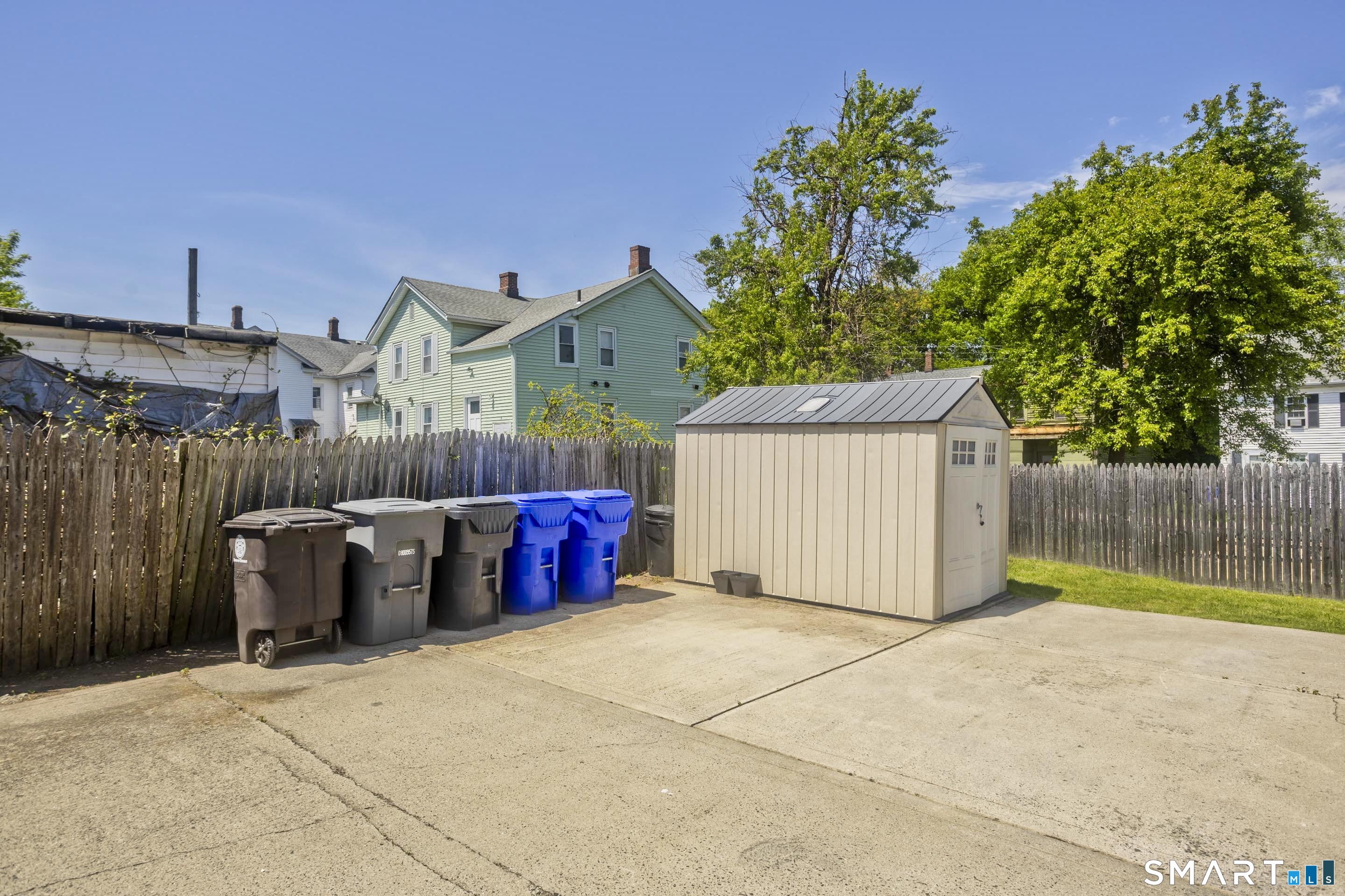 81 Lincoln Street Enfield CT 06082