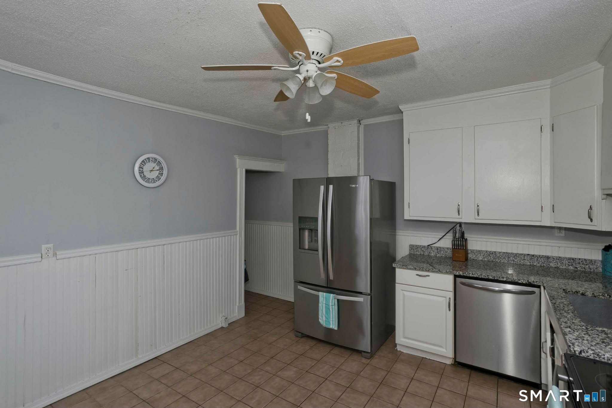 81 Lincoln Street Enfield CT 06082