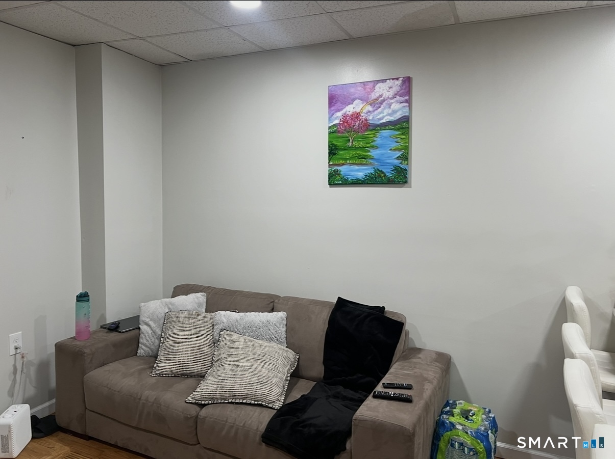 391 Coleman Street Bridgeport CT 06604