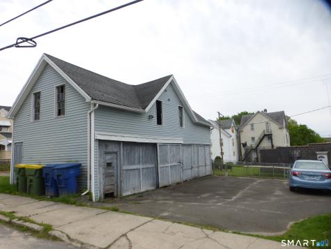 987 Baldwin Street Waterbury CT 06706