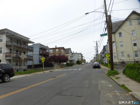 987 Baldwin Street Waterbury CT 06706