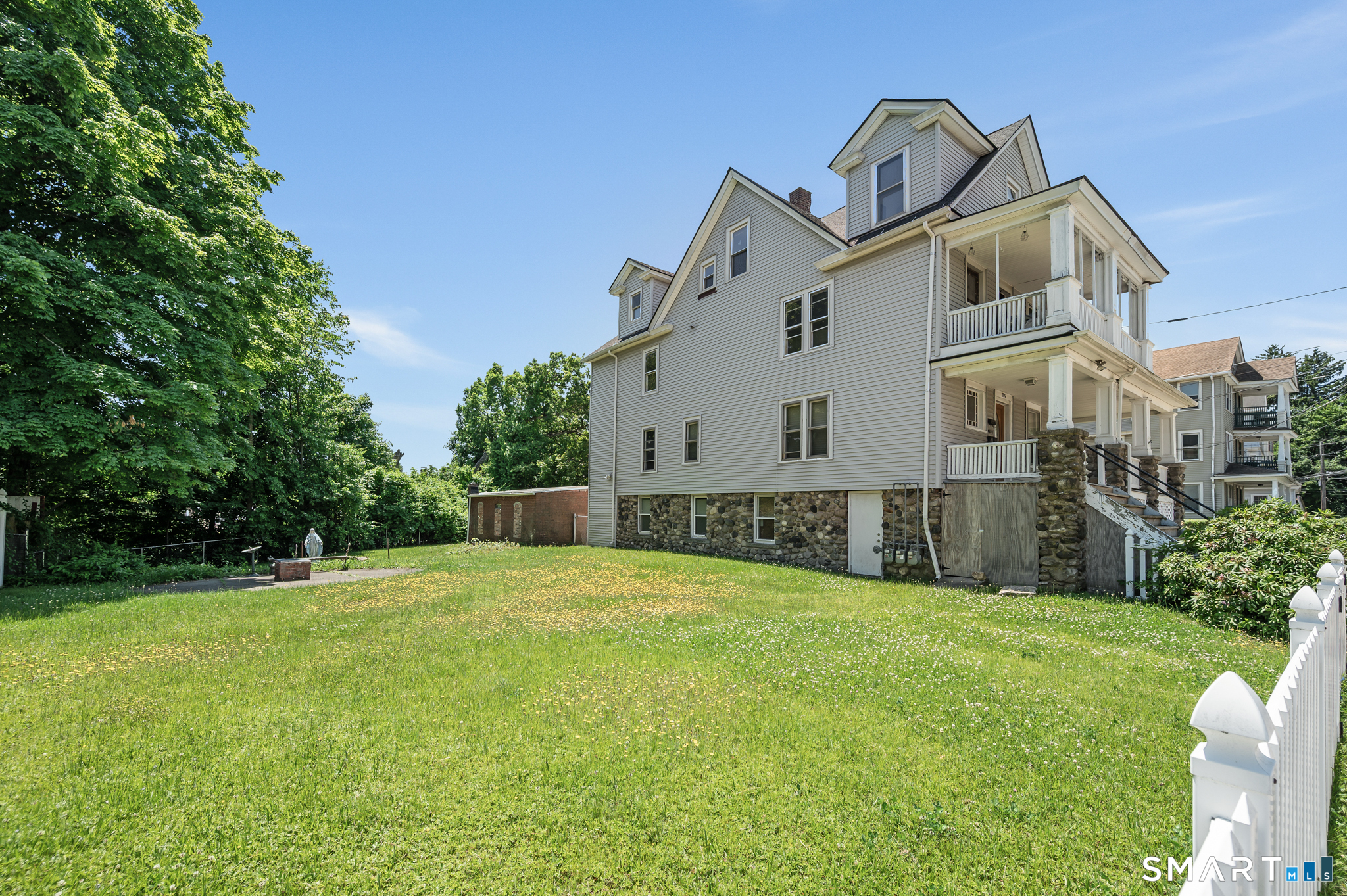 160 Edson Avenue Waterbury CT 06705