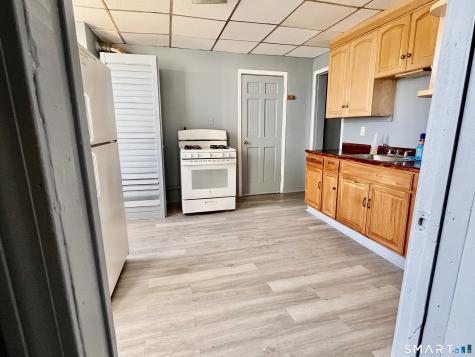 1368-1370 East Main Street Bridgeport CT 06608