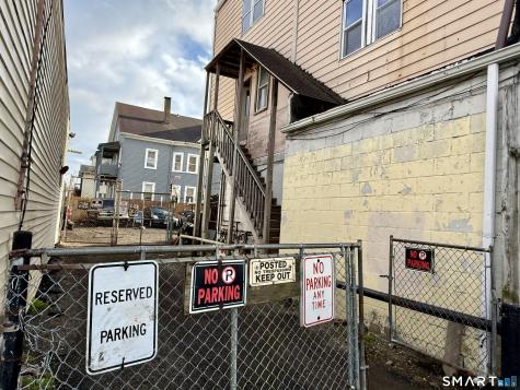 1368-1370 East Main Street Bridgeport CT 06608