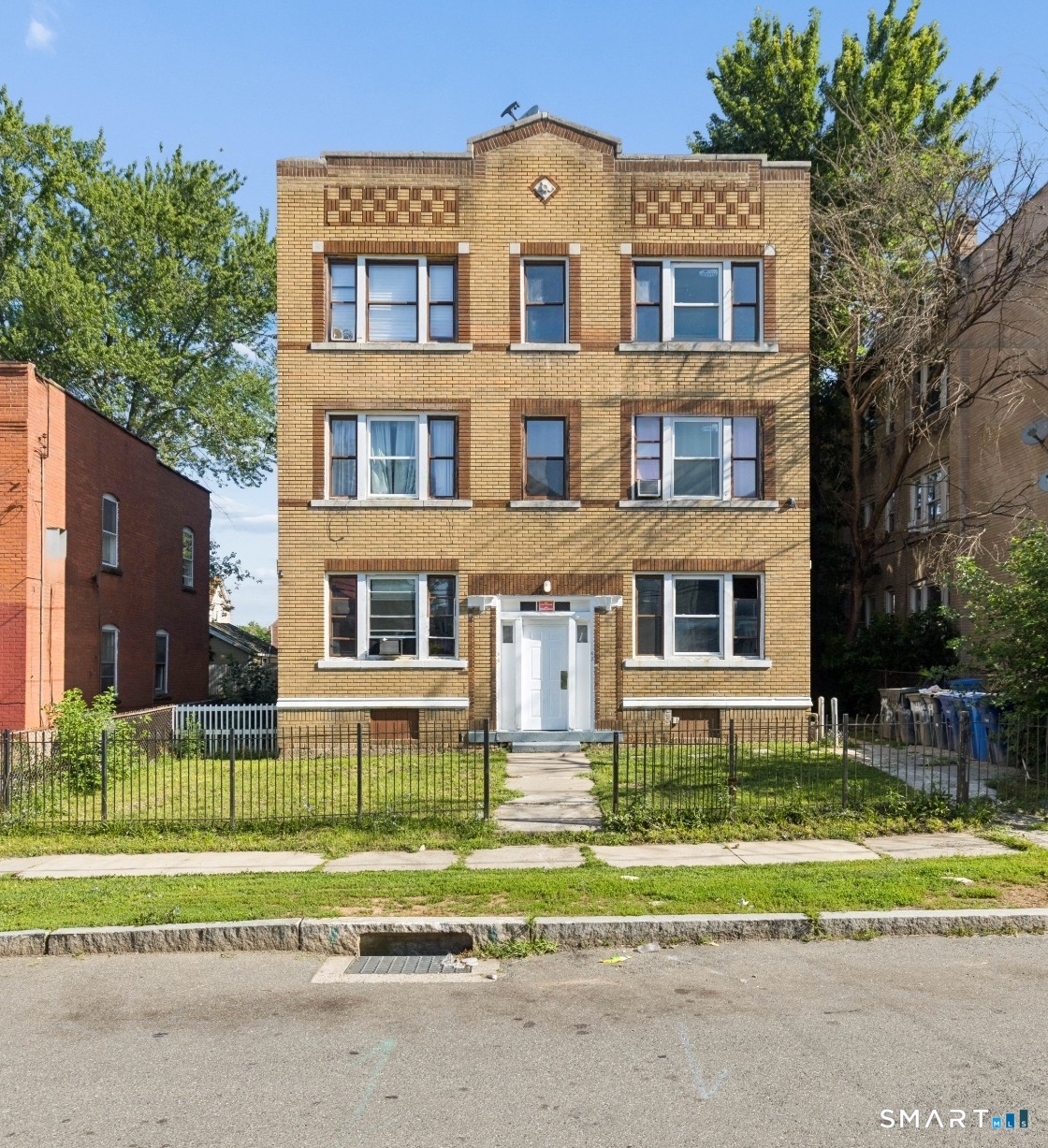 42-44 Redding Street Hartford CT 06114
