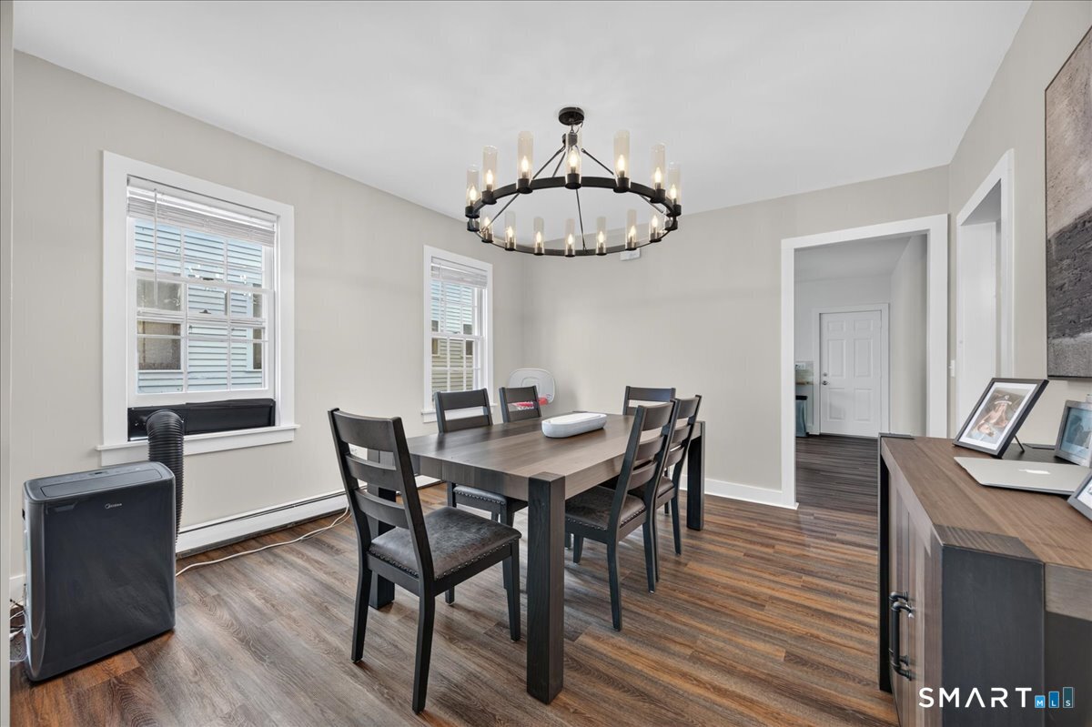 16 Starr Street New London CT 06320