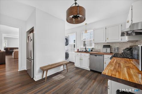 16 Starr Street New London CT 06320