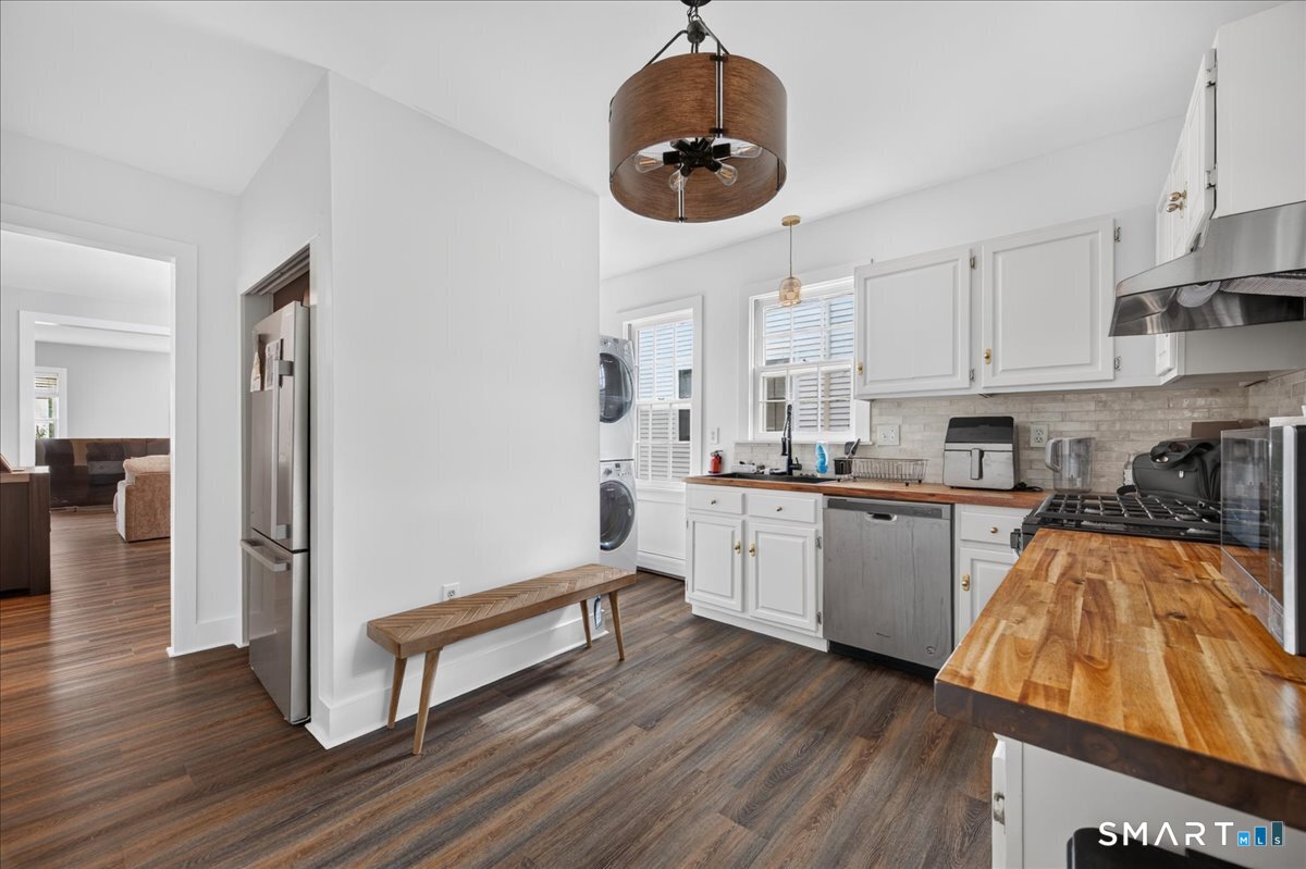16 Starr Street New London CT 06320
