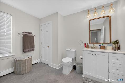 16 Starr Street New London CT 06320