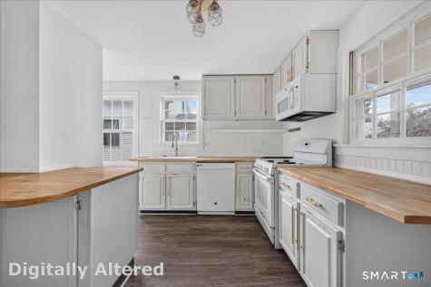 16 Starr Street New London CT 06320