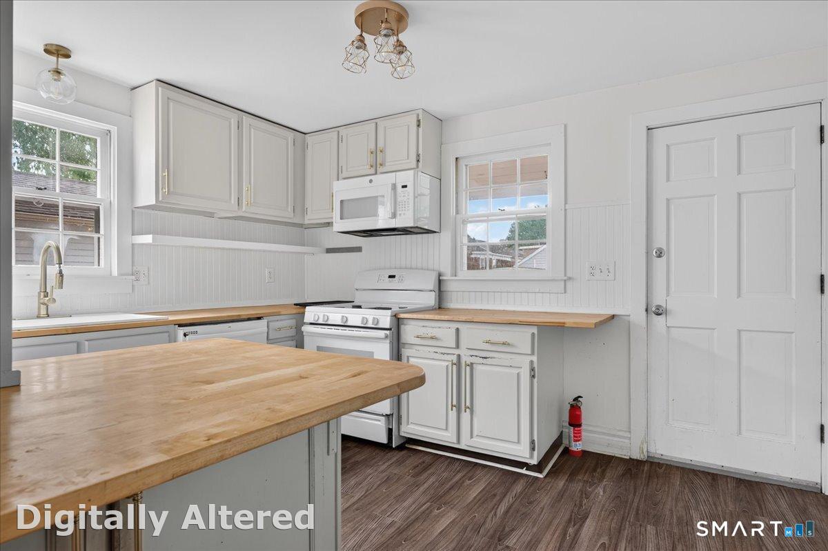 16 Starr Street New London CT 06320