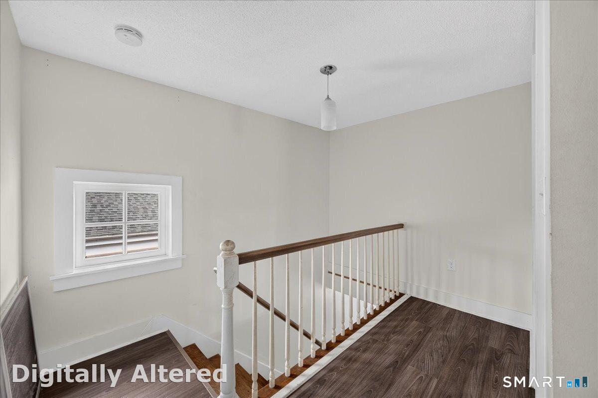 16 Starr Street New London CT 06320