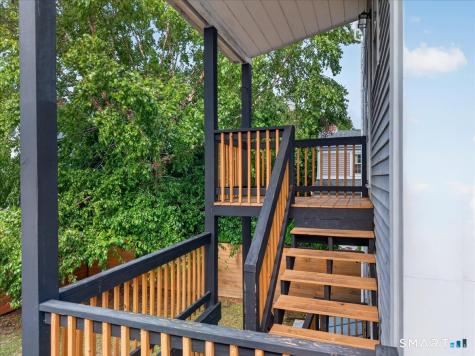16 Starr Street New London CT 06320