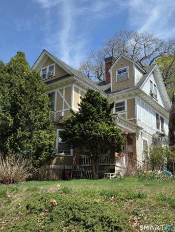 376 Farmington Avenue Waterbury CT 06710