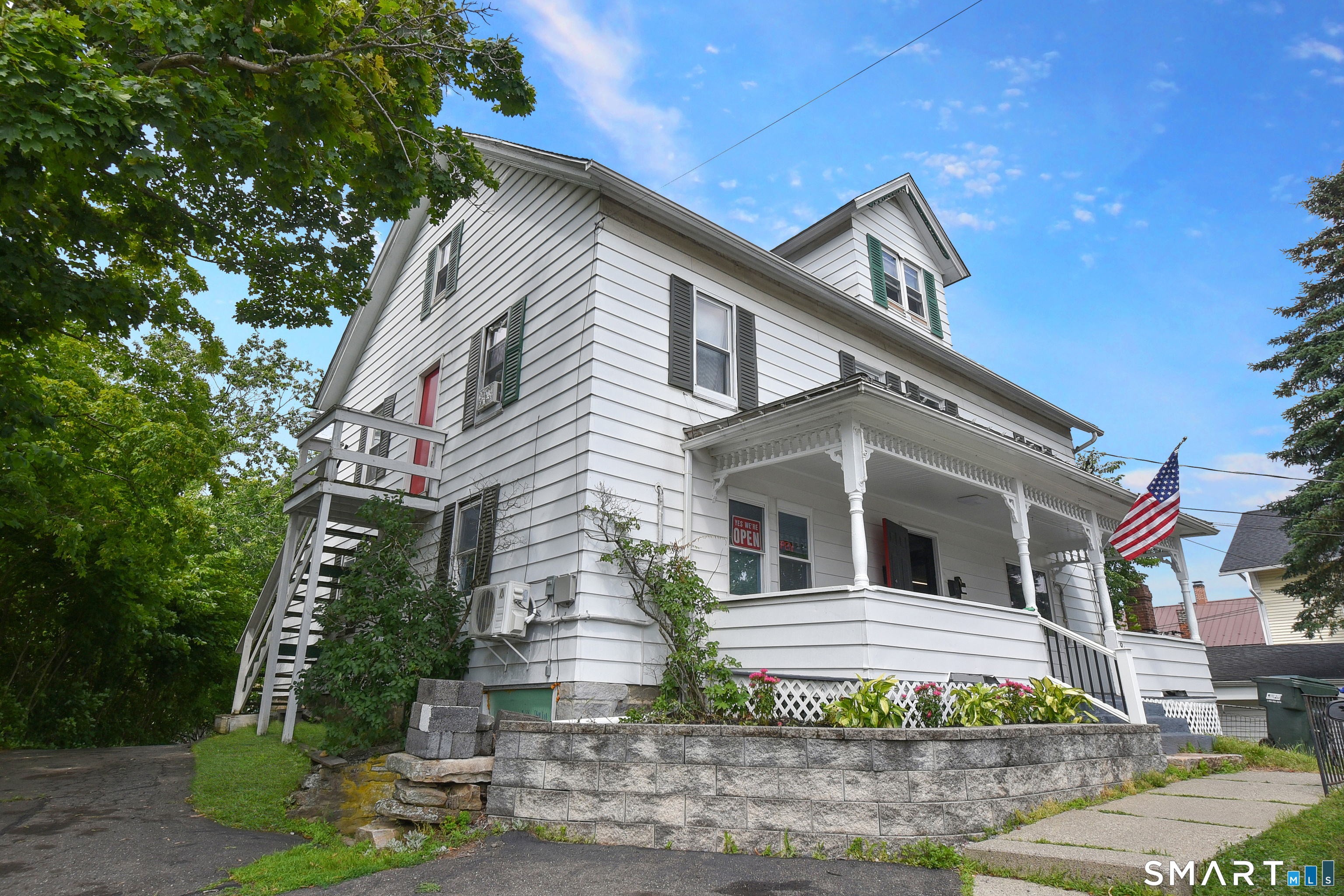 81 East Main Street Thomaston CT 06787