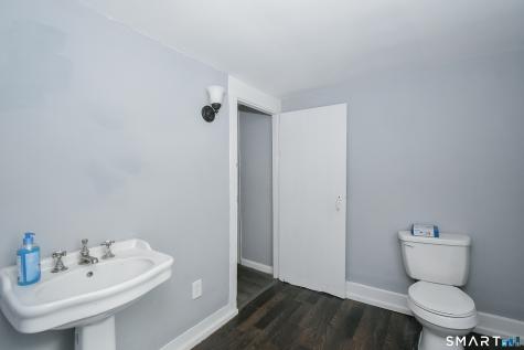 81 East Main Street Thomaston CT 06787
