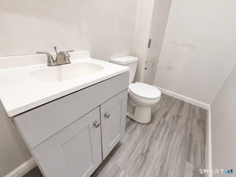 77 Truman Street New London CT 06320