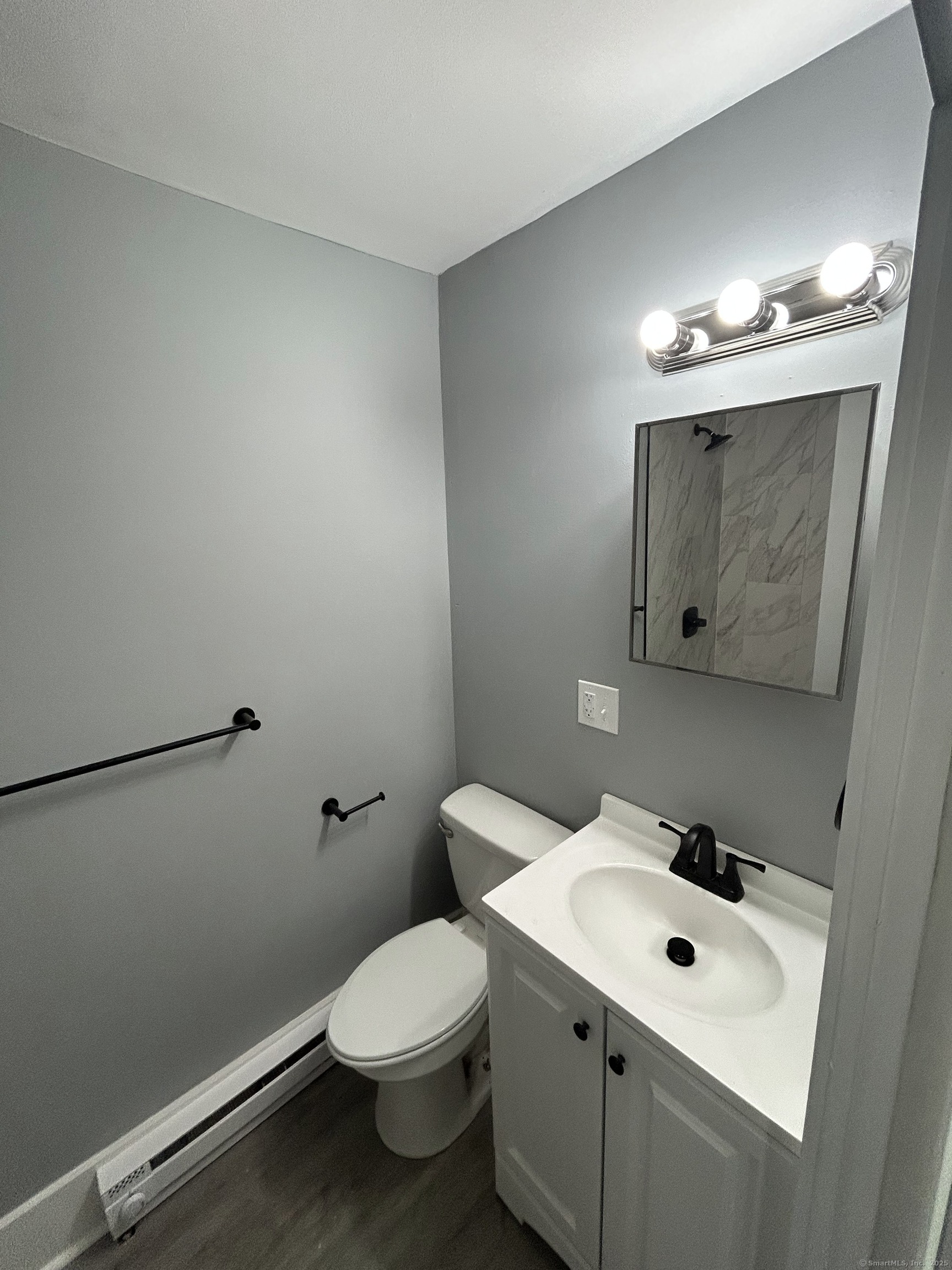 51 Division Street Norwich CT 06360