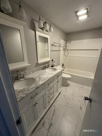 489 King Street Bristol CT 06010