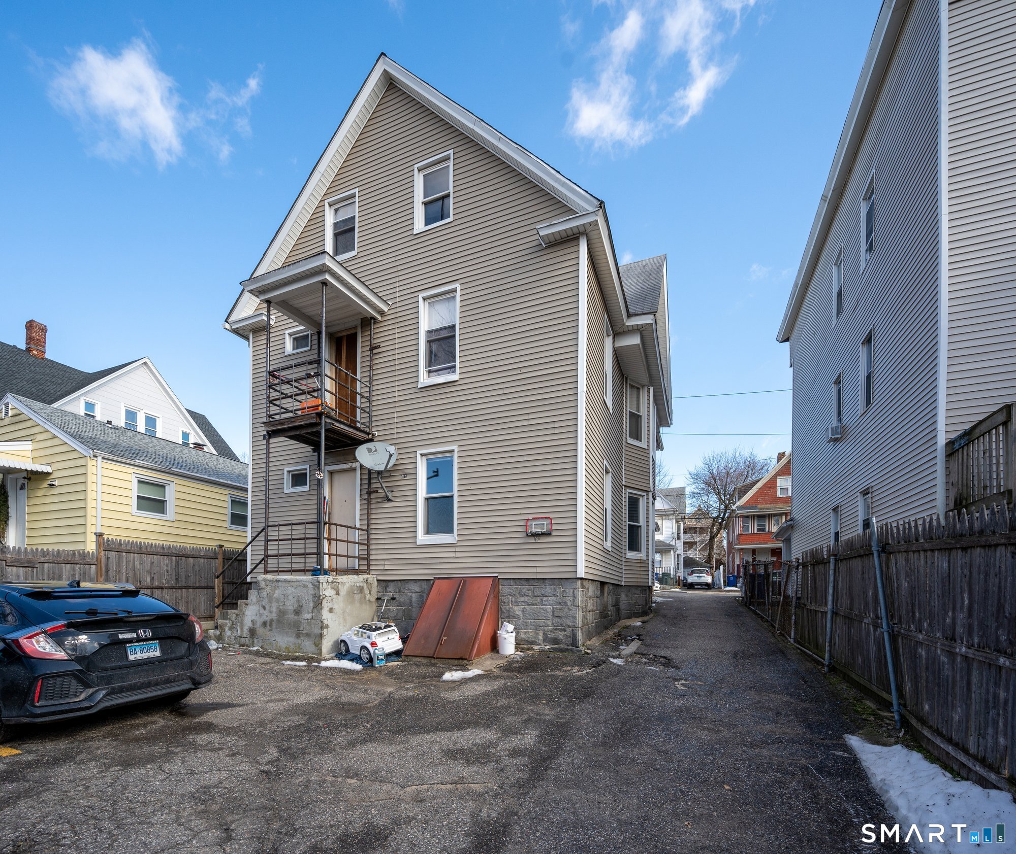 95-97 Bell Street Bridgeport CT 06610