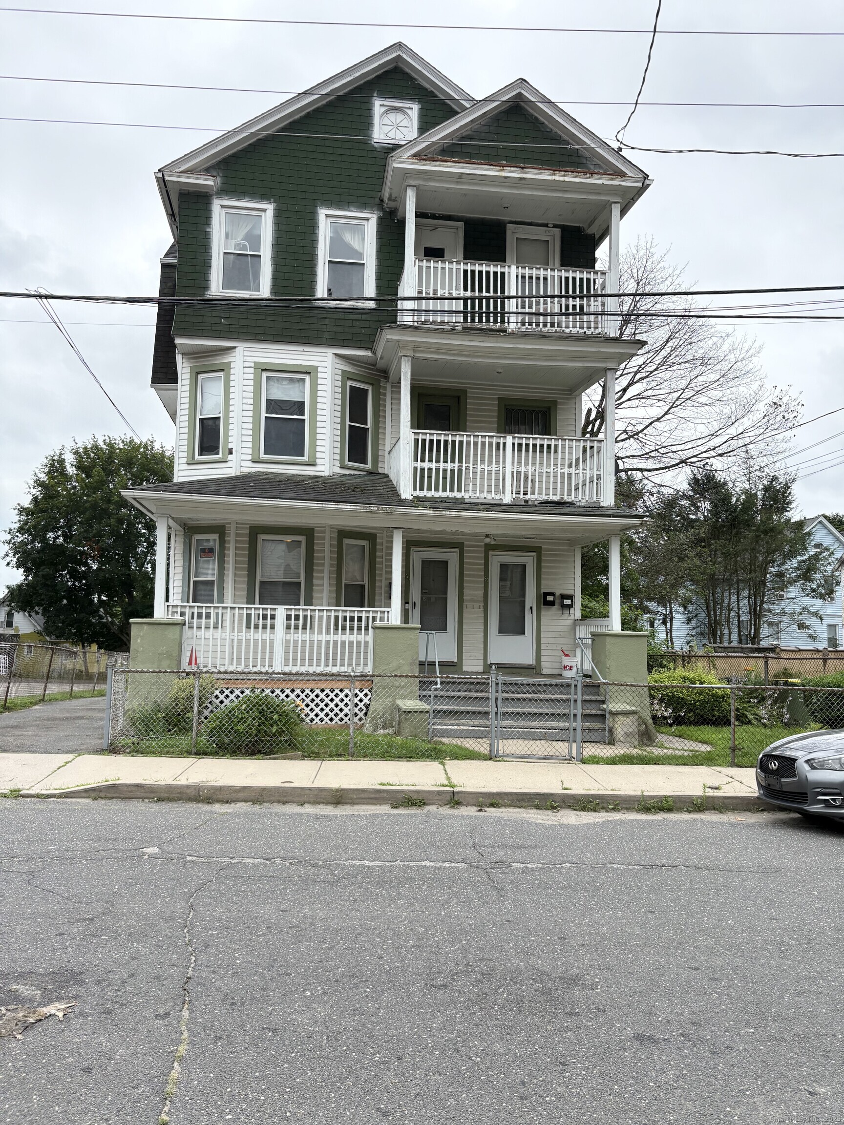51 Crown Street Waterbury CT 06704