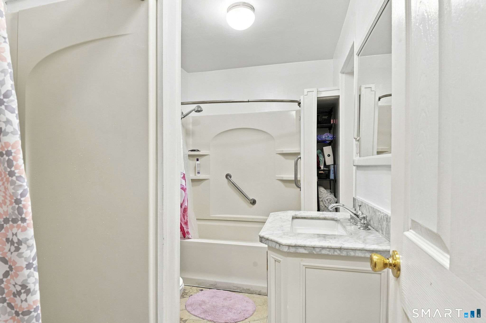 81 Wood Street Waterbury CT 06704