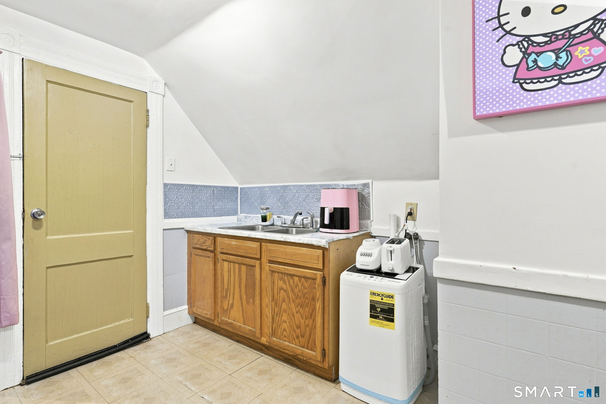 81 Wood Street Waterbury CT 06704