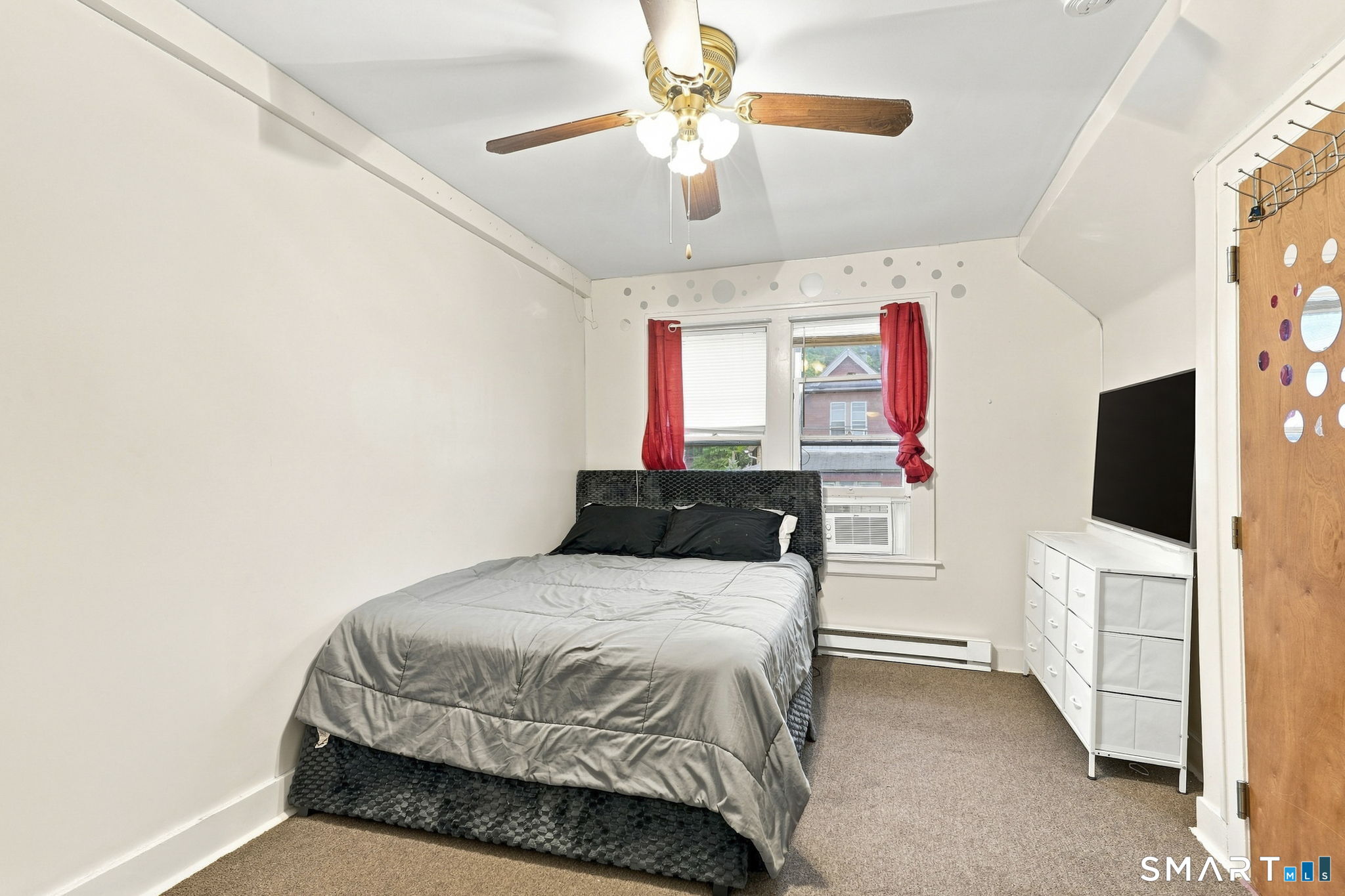 81 Wood Street Waterbury CT 06704
