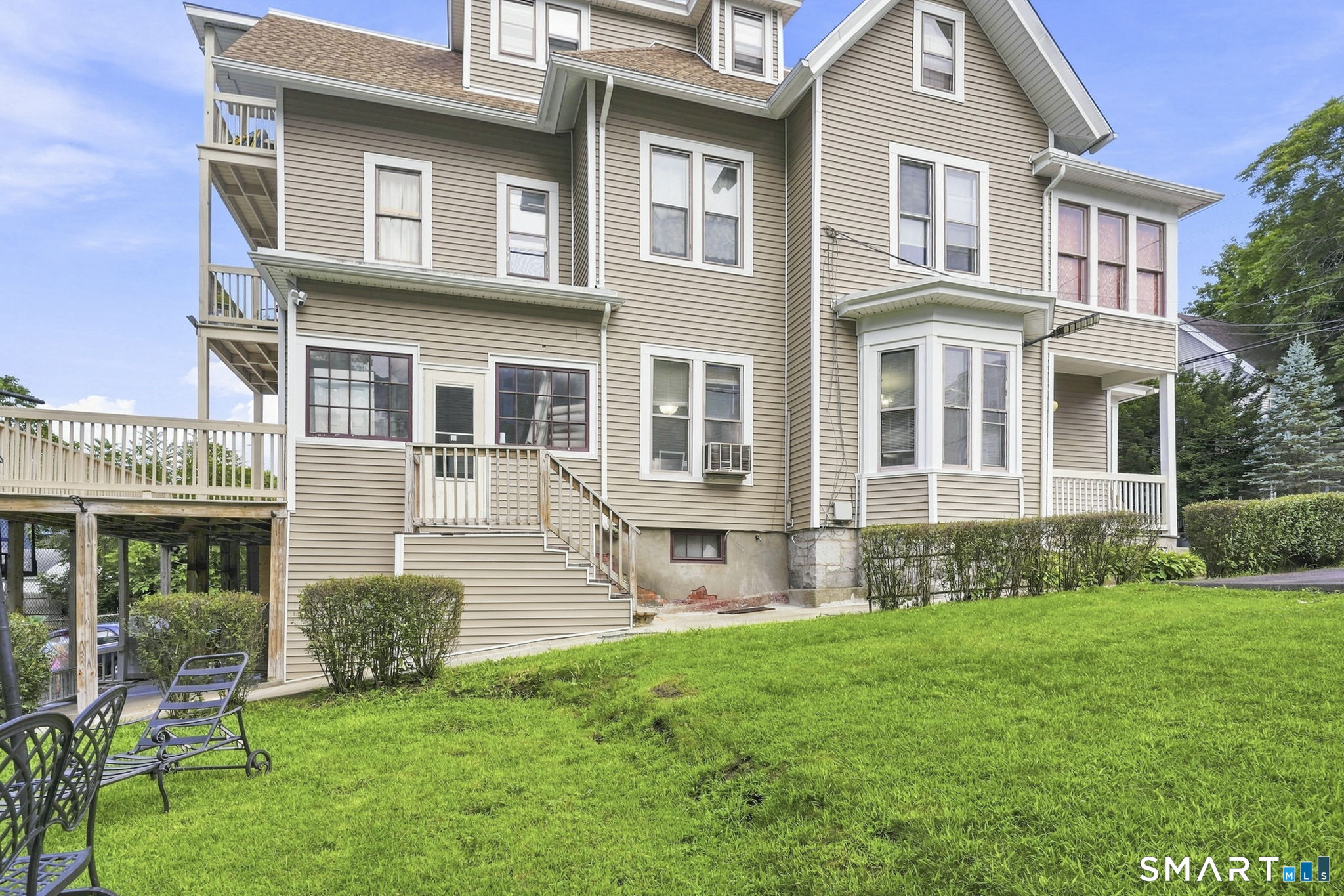 81 Wood Street Waterbury CT 06704