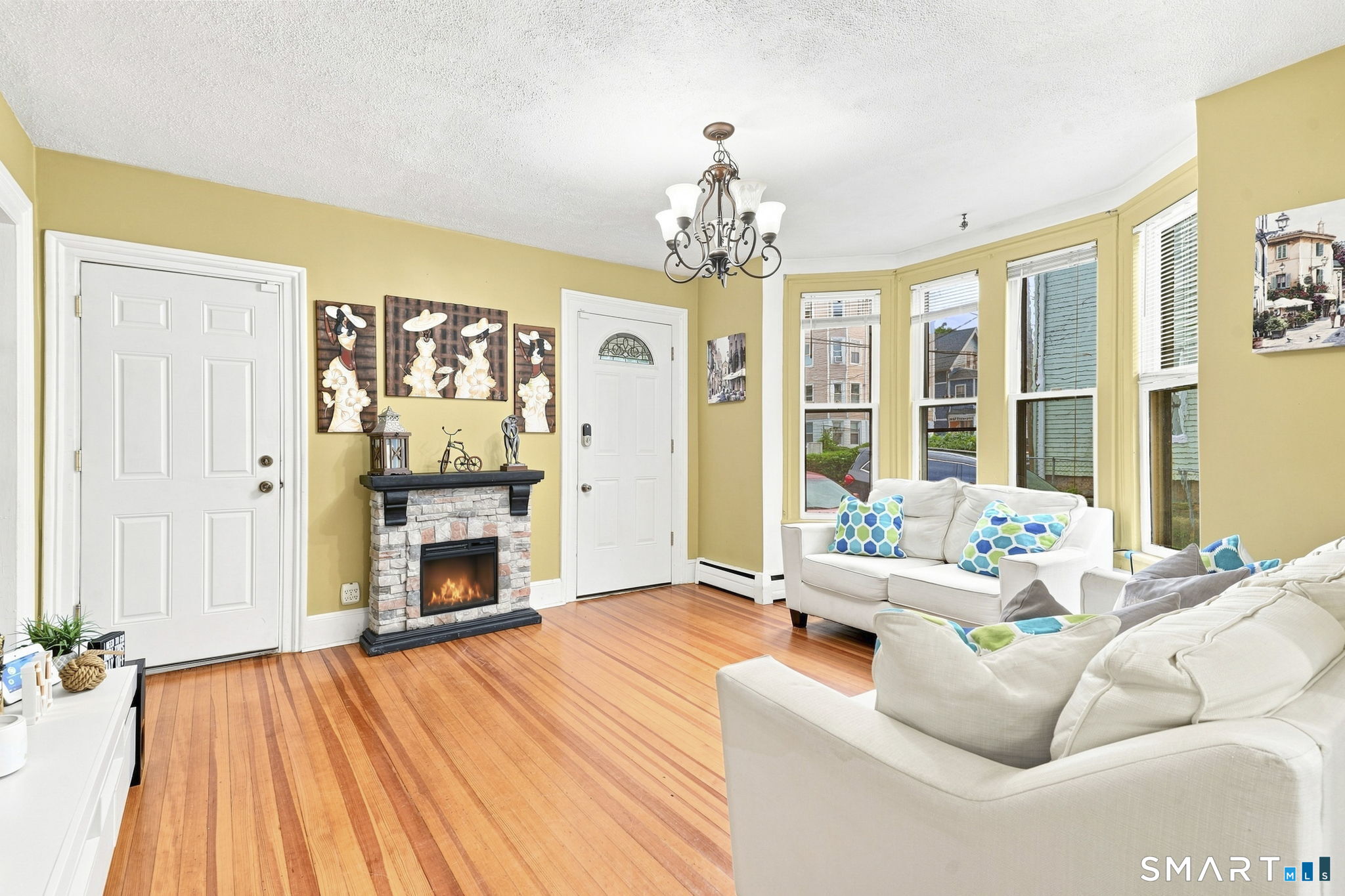 81 Wood Street Waterbury CT 06704