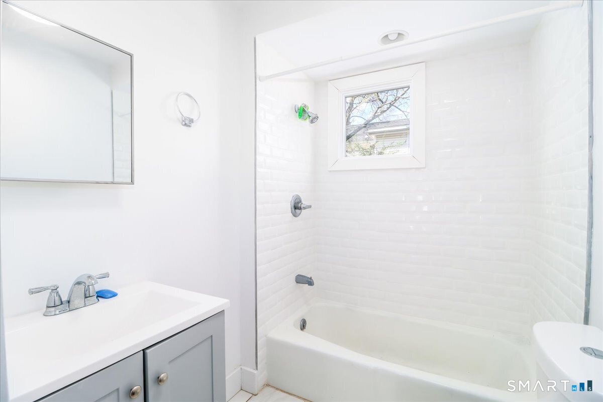18 South Main Street New Milford CT 06776