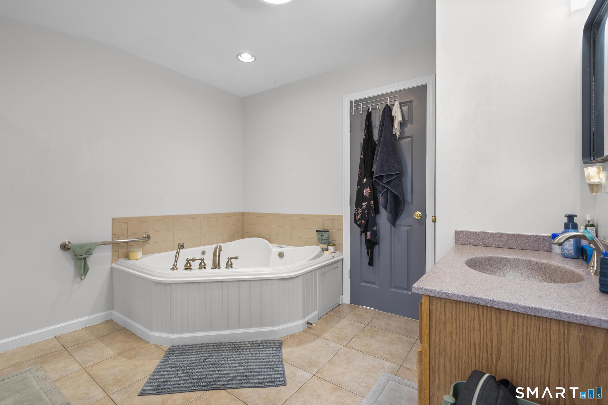 93 Porter Street New Haven CT 06519