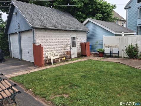 26 4TH Street Hamden CT 06514