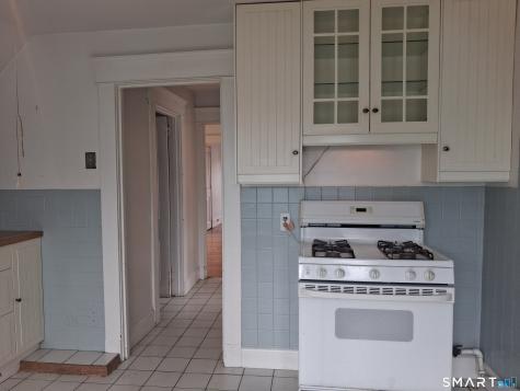 26 4TH Street Hamden CT 06514