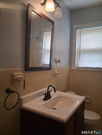26 4TH Street Hamden CT 06514