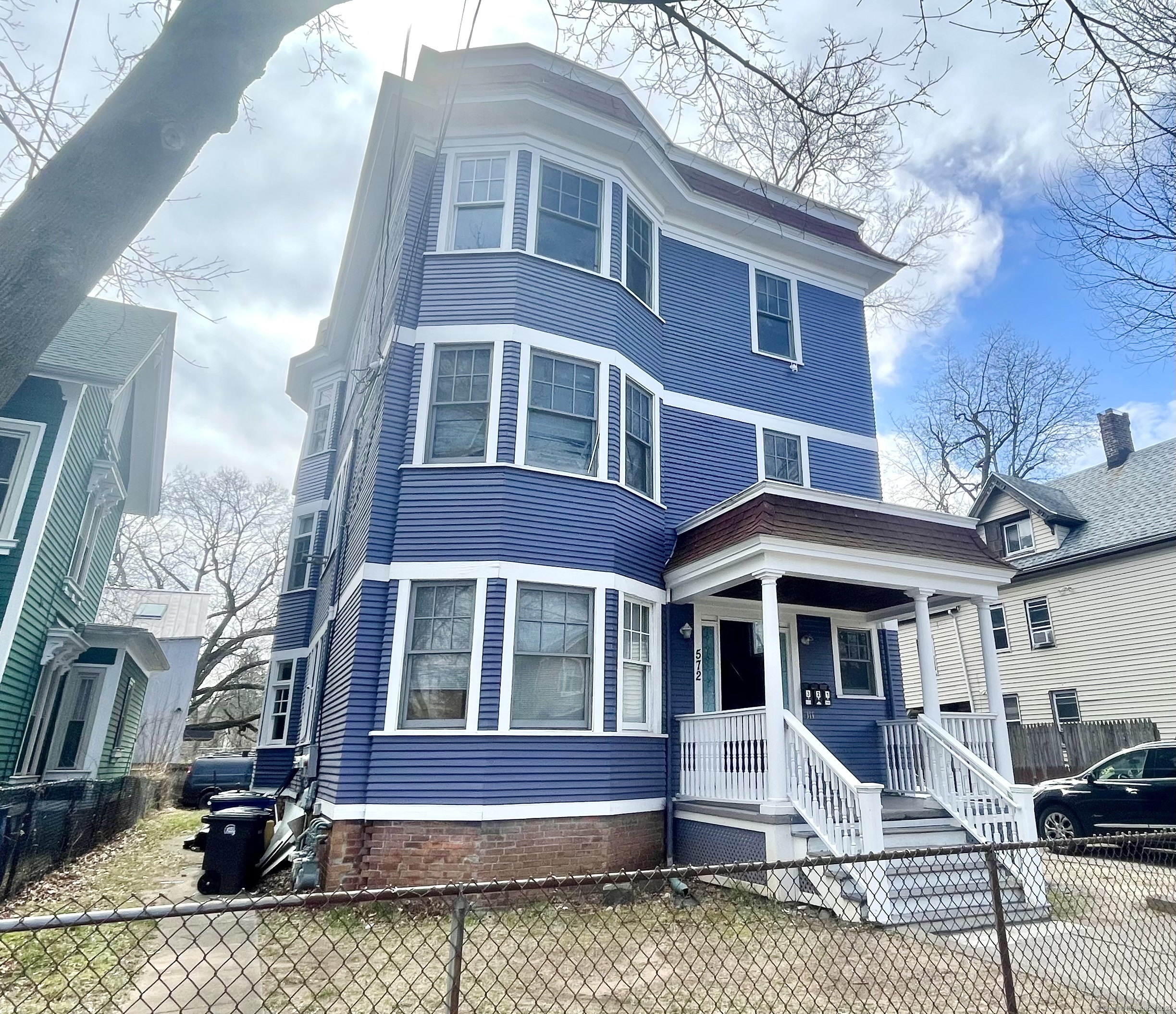 572 Elm Street New Haven CT 06511