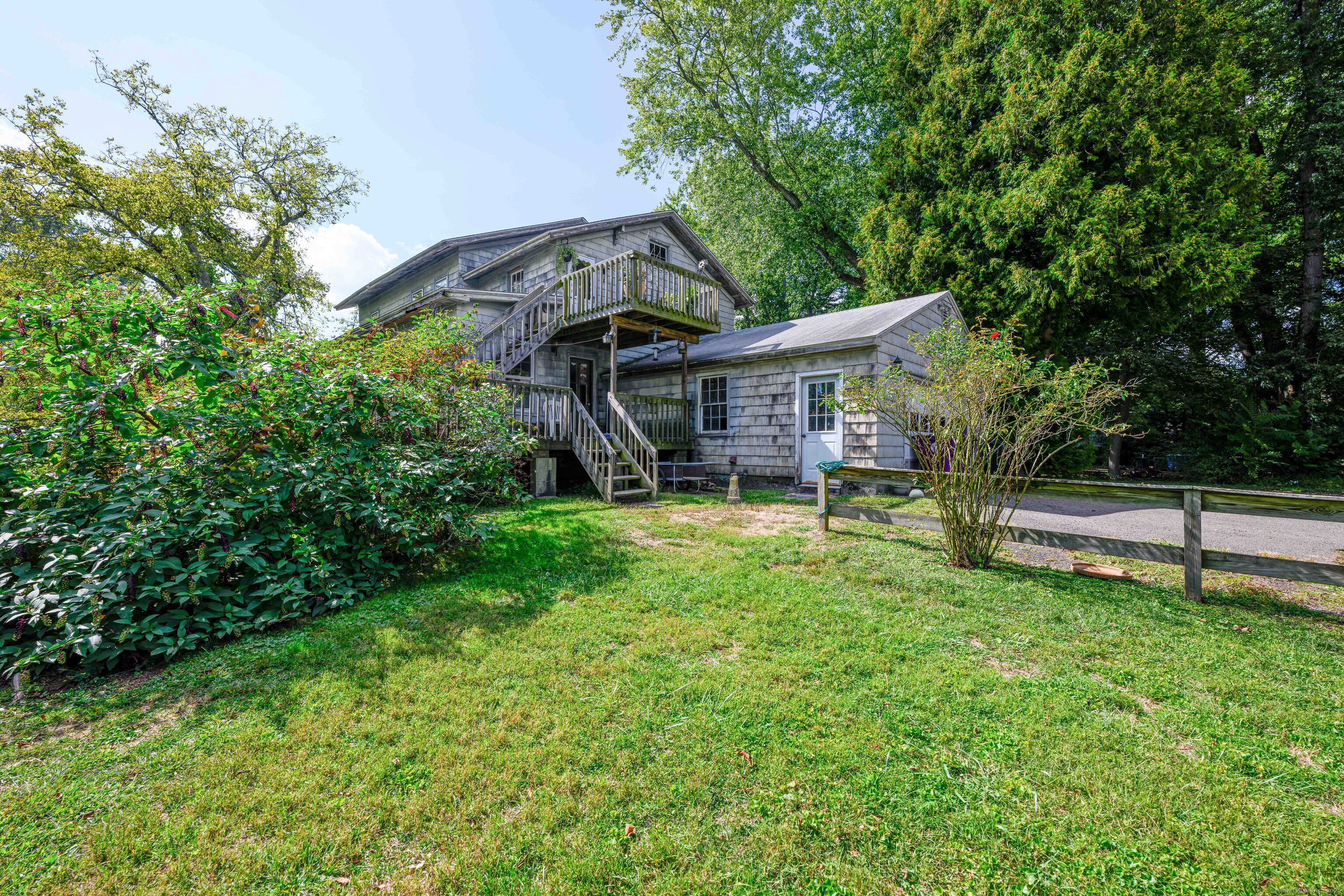 174 Whitfield Street Guilford CT 06437