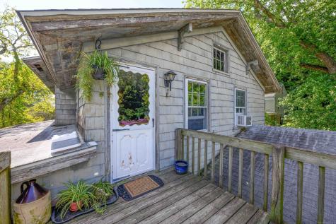 174 Whitfield Street Guilford CT 06437