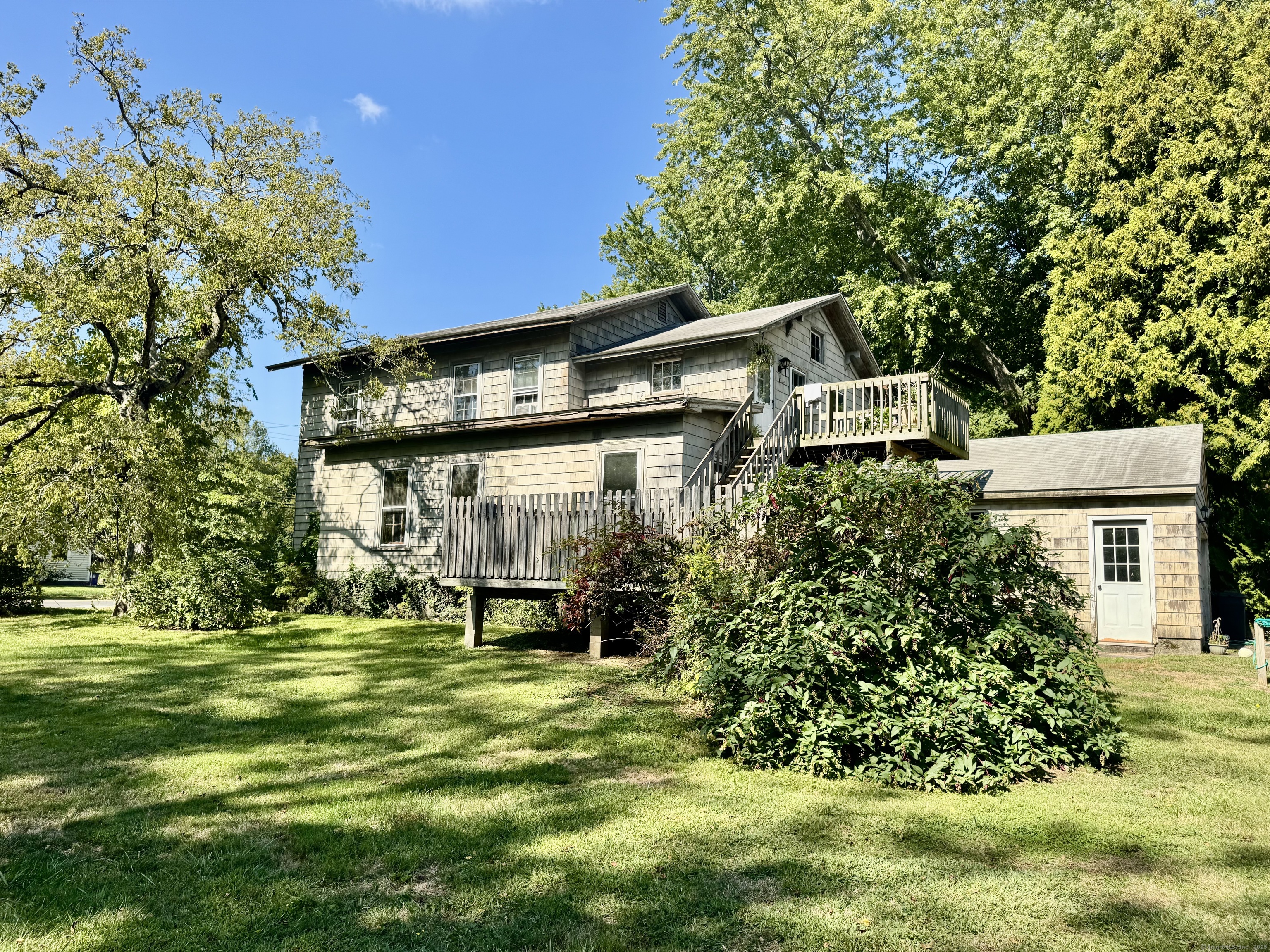 174 Whitfield Street Guilford CT 06437