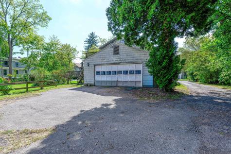 174 Whitfield Street Guilford CT 06437