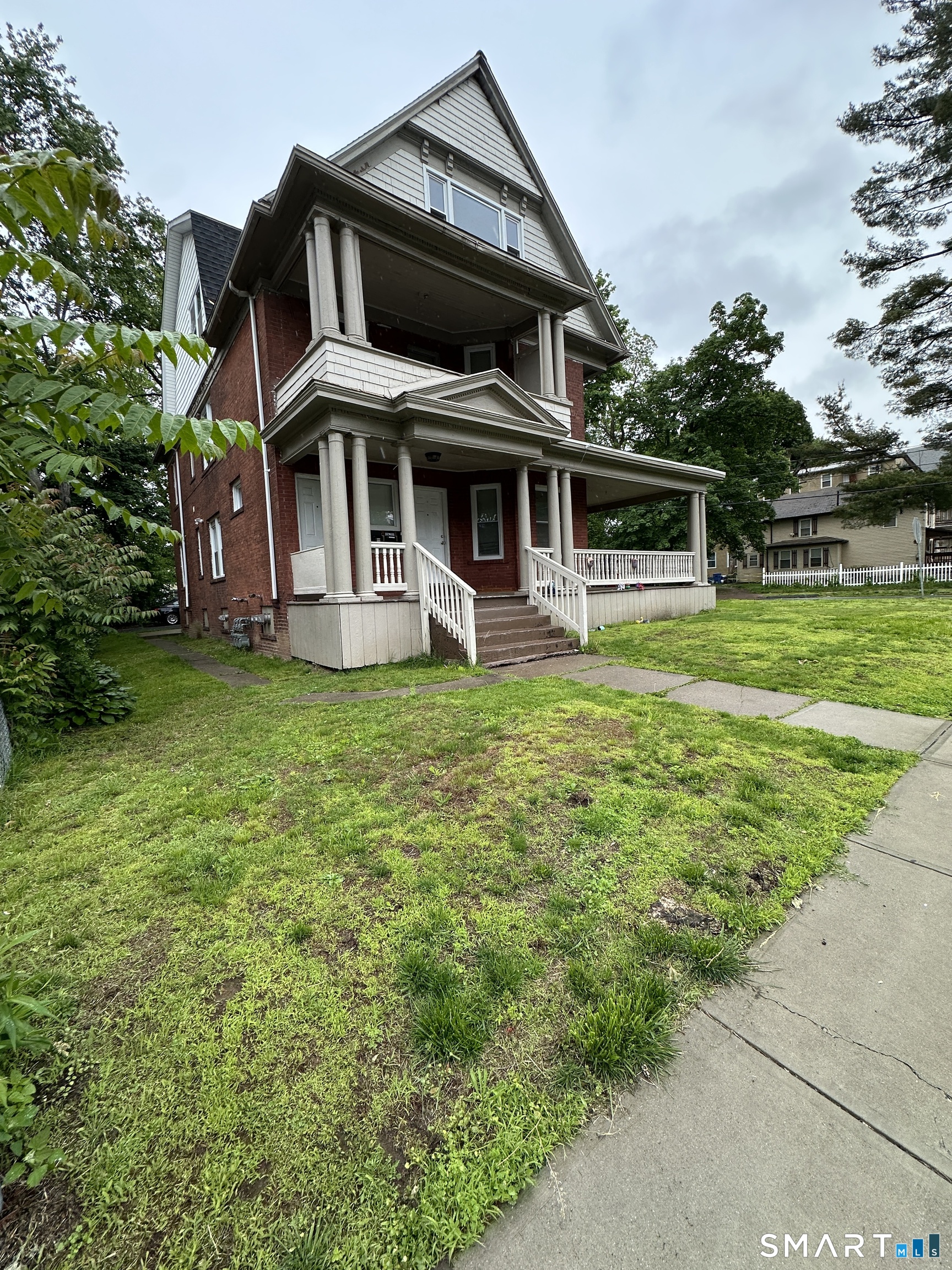 483 Edgewood Street Hartford CT 06112