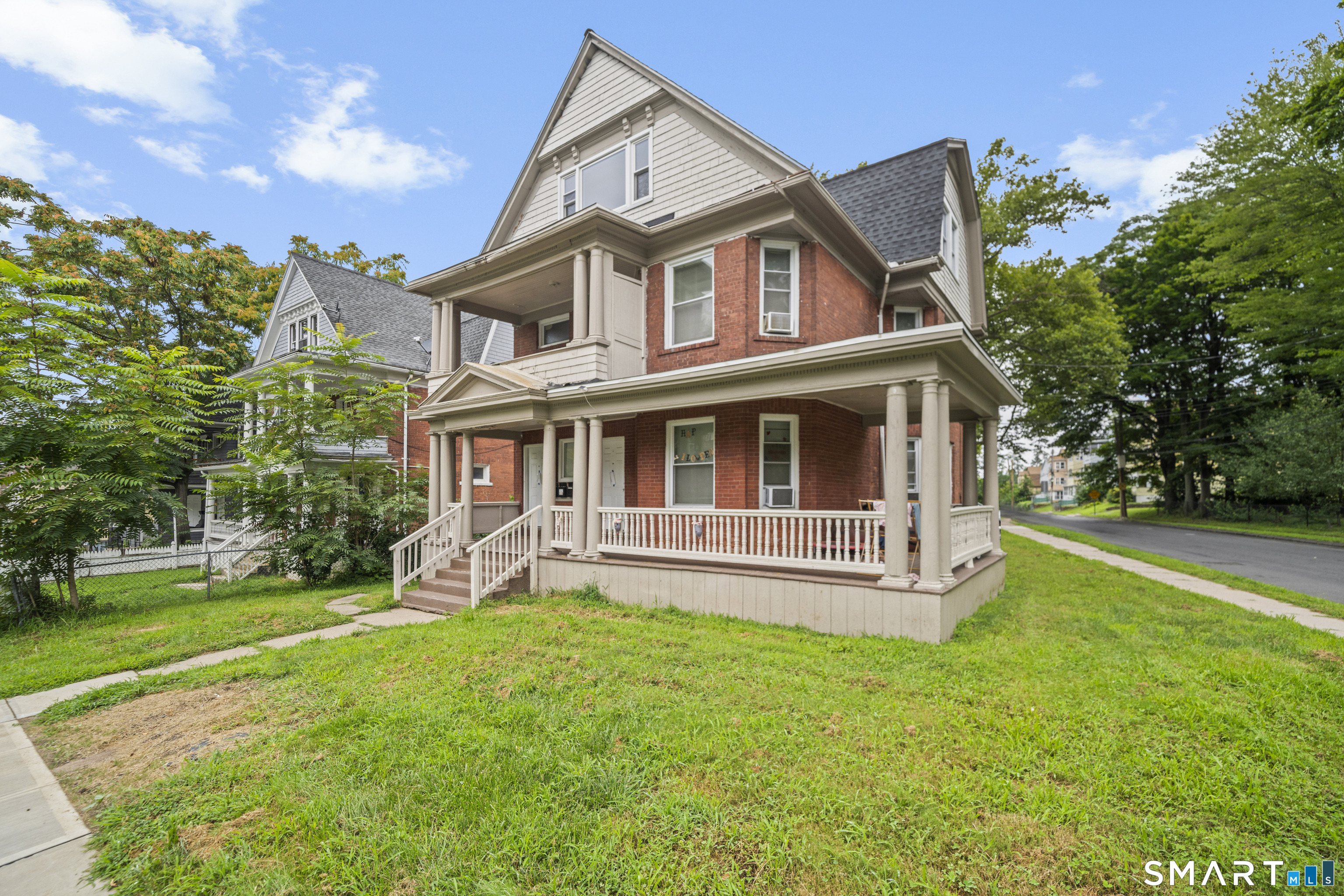 483 Edgewood Street Hartford CT 06112