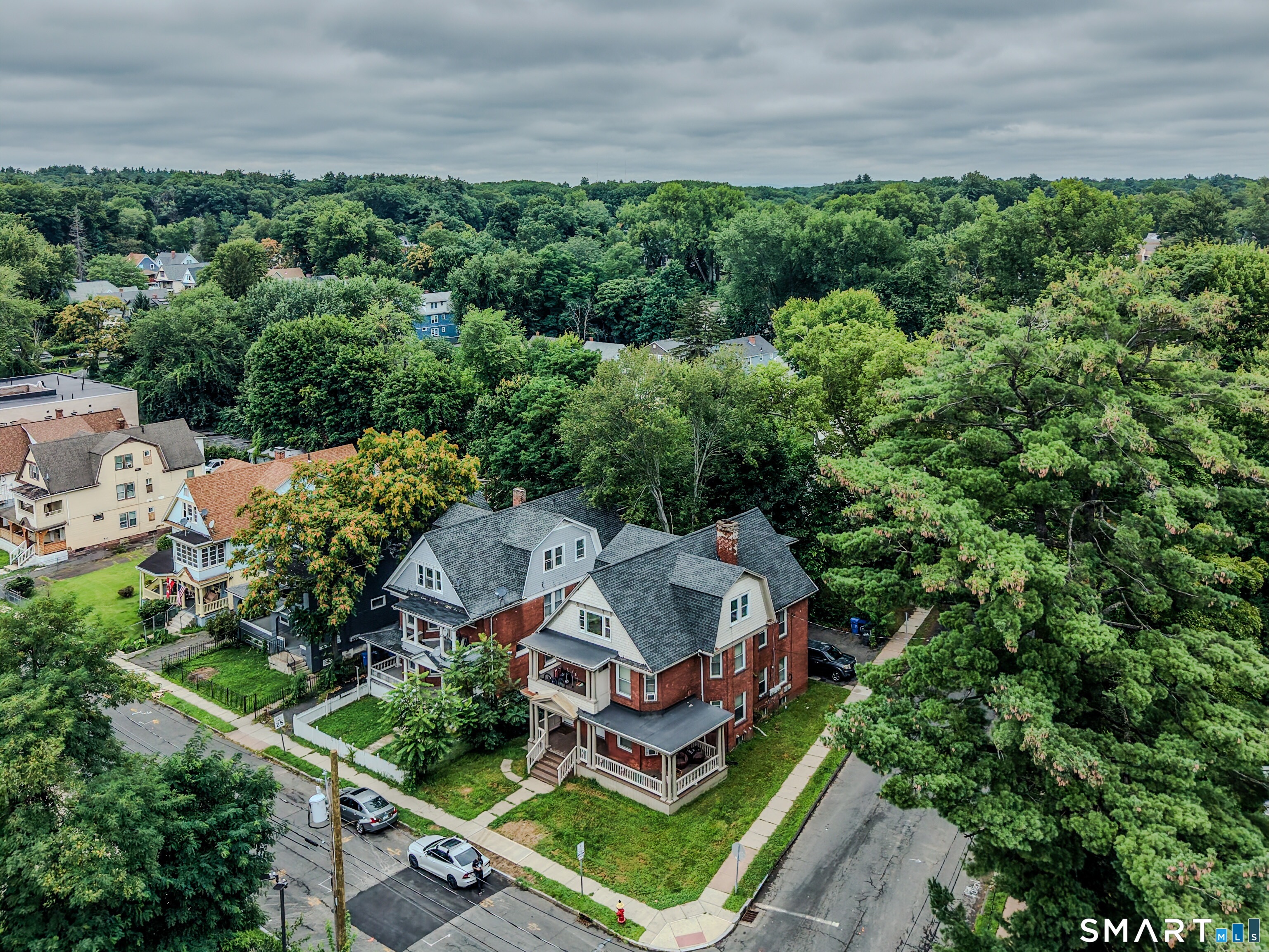 483 Edgewood Street Hartford CT 06112