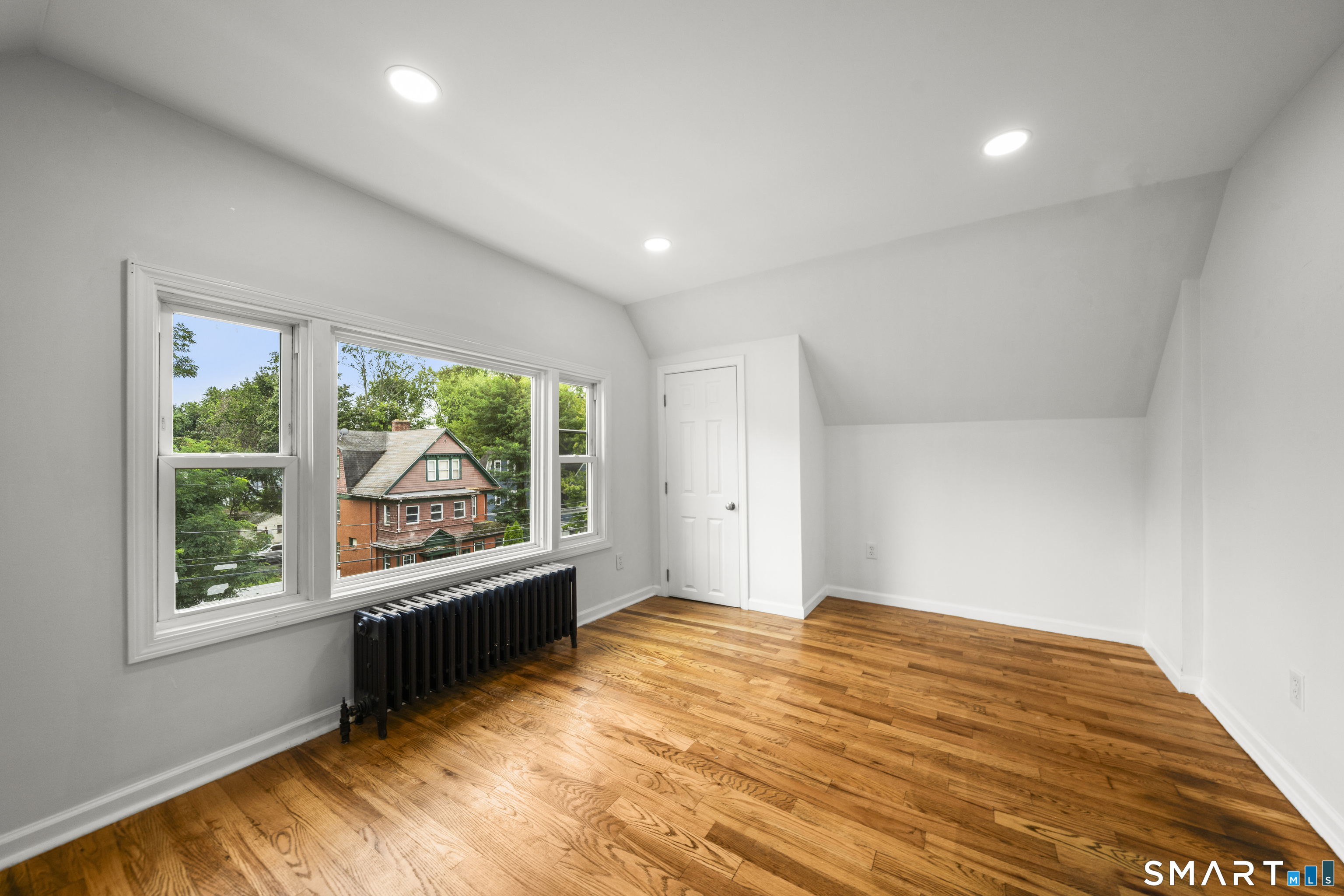 483 Edgewood Street Hartford CT 06112