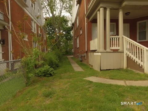 483 Edgewood Street Hartford CT 06112
