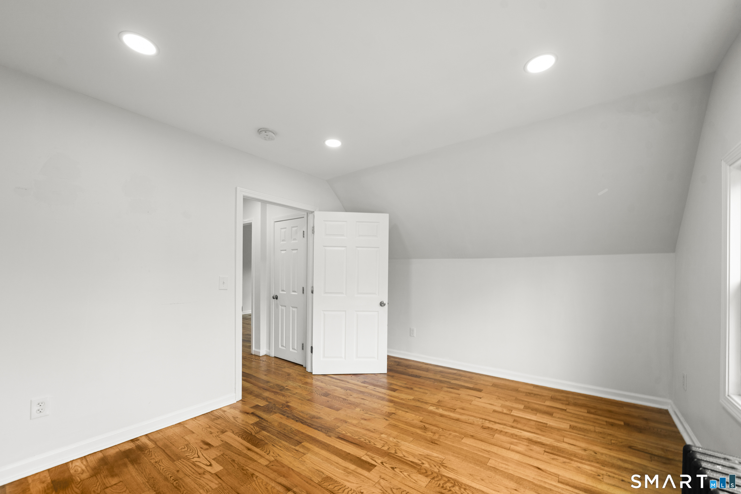483 Edgewood Street Hartford CT 06112