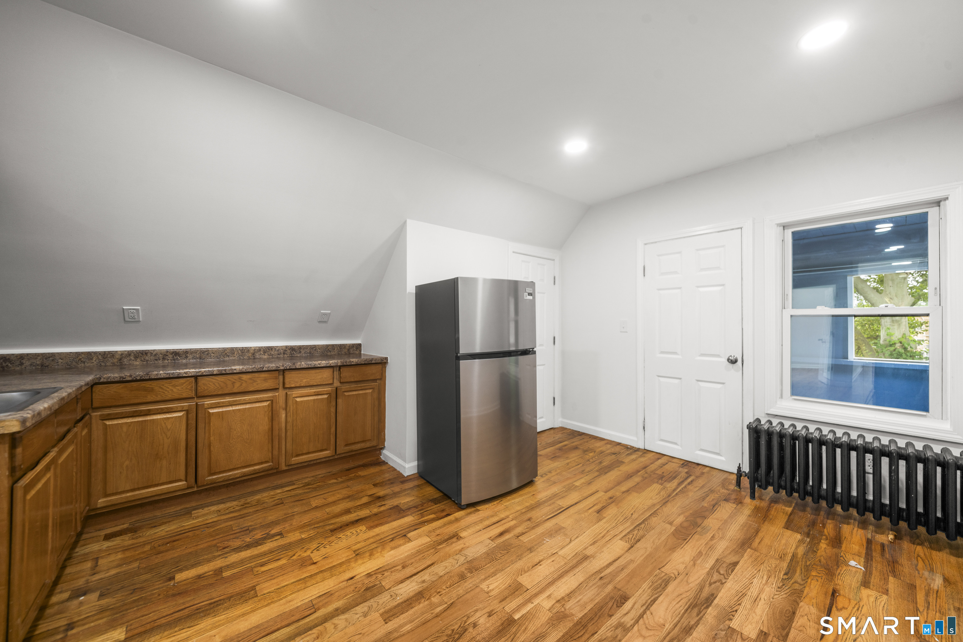483 Edgewood Street Hartford CT 06112